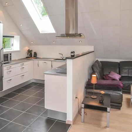 Two-bedroom In Apartamento *